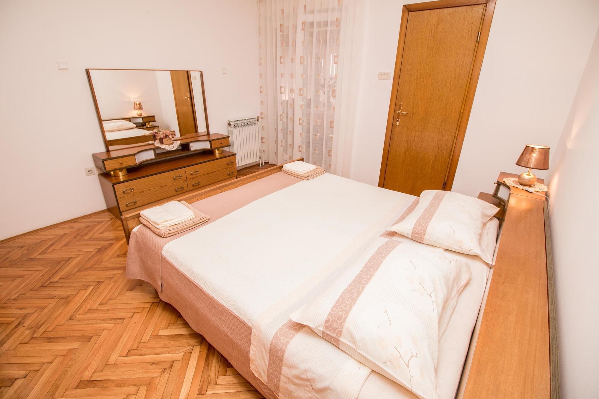 Apartments Divna Rovinj Buitenkant foto