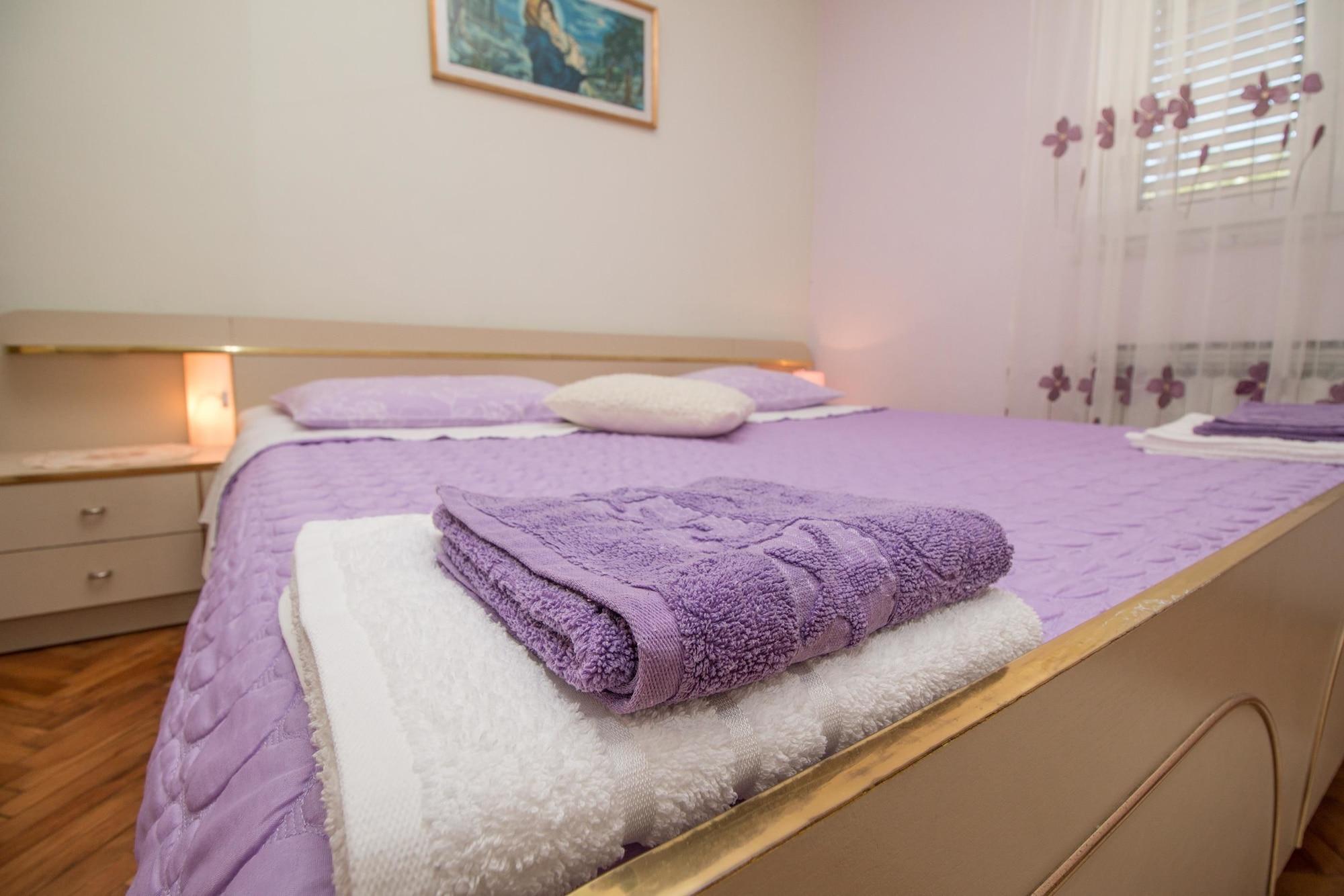 Apartments Divna Rovinj Buitenkant foto
