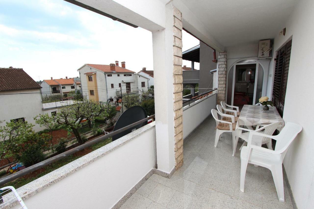 Apartments Divna Rovinj Buitenkant foto